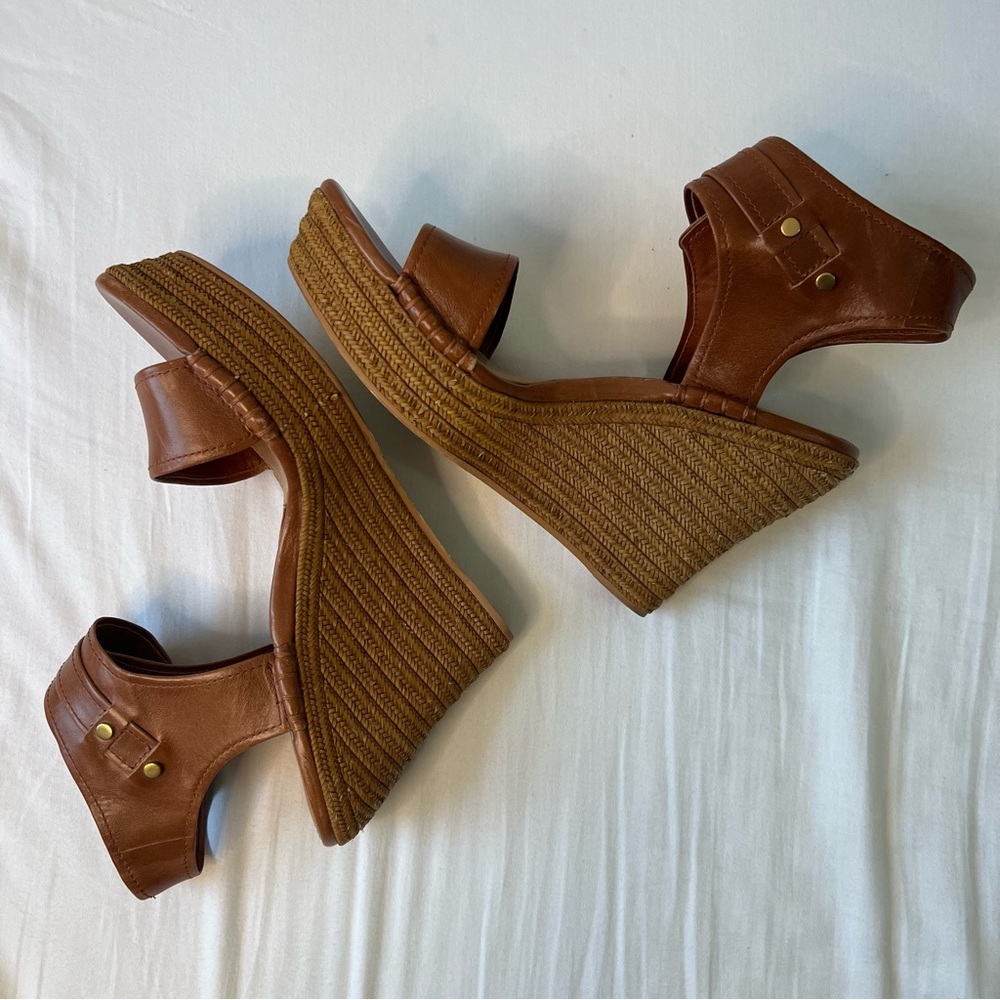 UGG size 9 Maryanne Tan Platform Leather Wedge Sandals - Picture 3 of 8